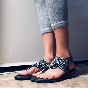 Sanuk Women’s Yoga Sling Sandals